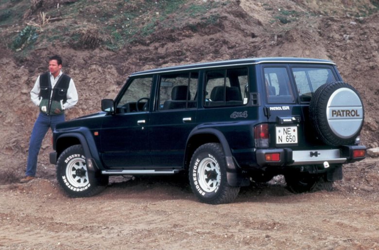 Nissan patrol iv (y60)