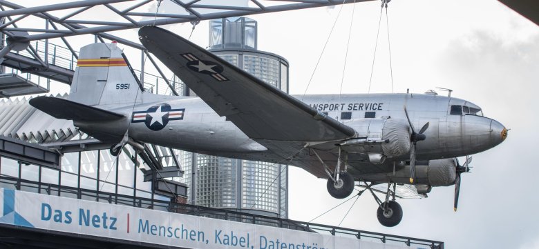 Самолёт дуглас с-47