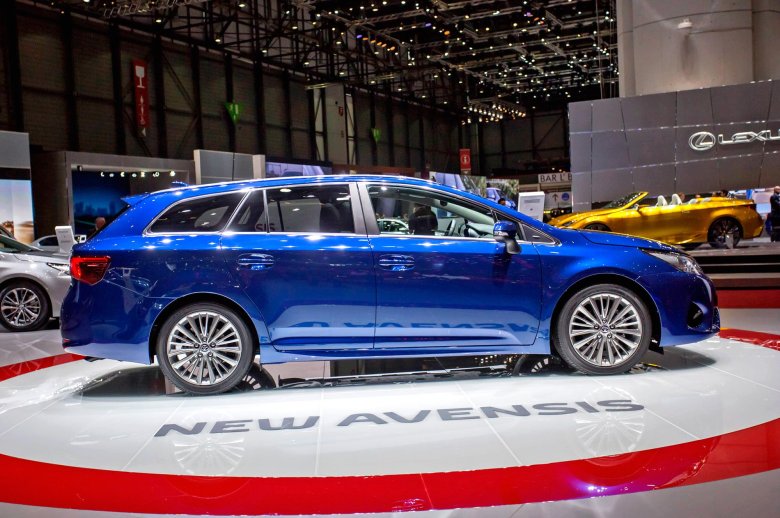 Тойота авенсис универсал 2018 дизель