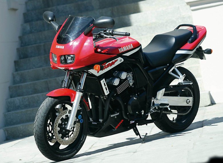 Yamaha fzs 600 fazer