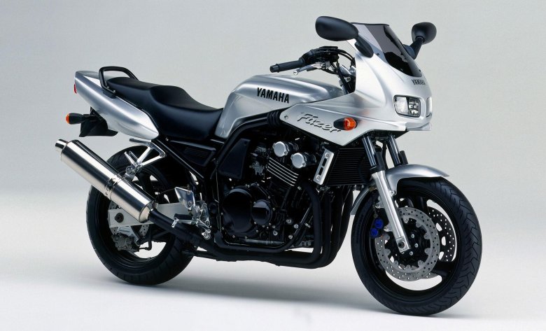 Yamaha fz 400 fazer