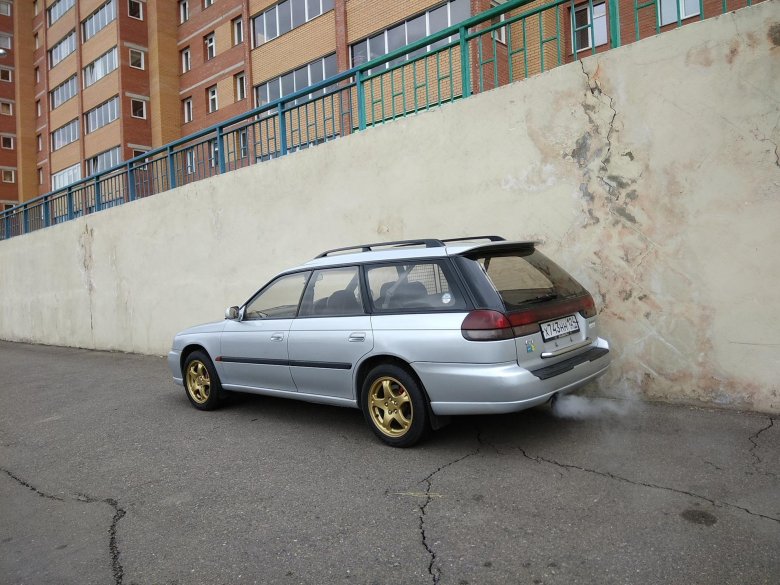 Subaru legacy 1995 универсал