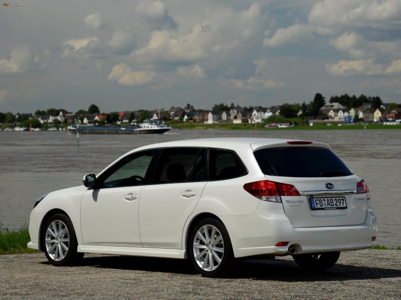 Subaru legacy 2011 универсал
