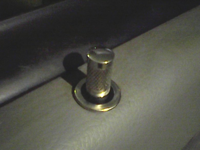 Кнопка выключения замка уаз патриот