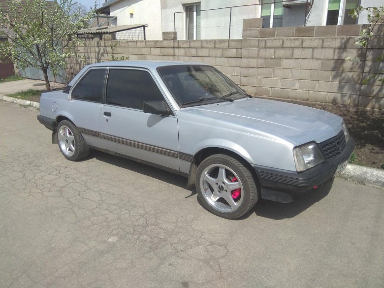 Mercedes-benz 190 (w201)