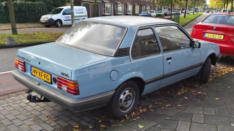 Opel ascona c