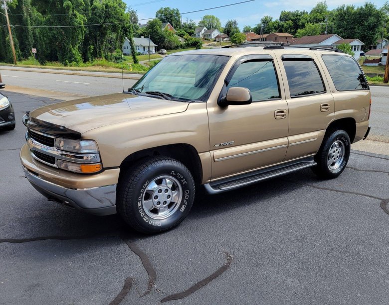 Chevrolet tahoe 4