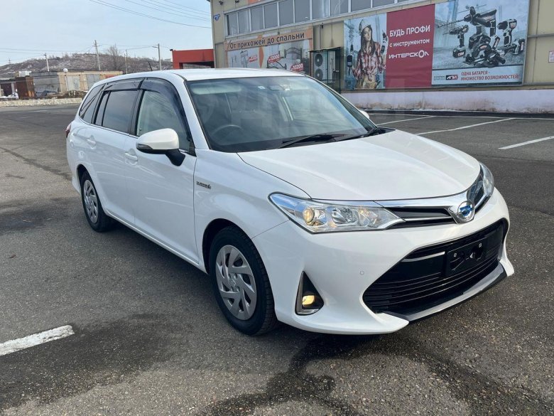 Тойота королла филдер гибрид 2016