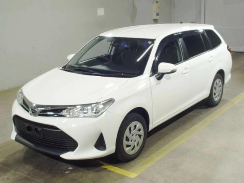 Toyota corolla axio 2018
