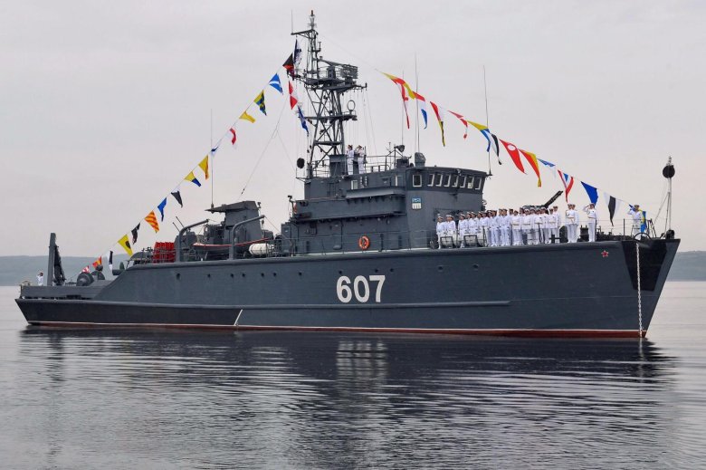 1265 яхонт базовый тральщик