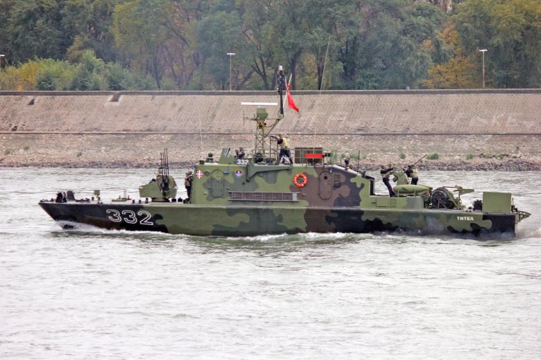 Военные катера