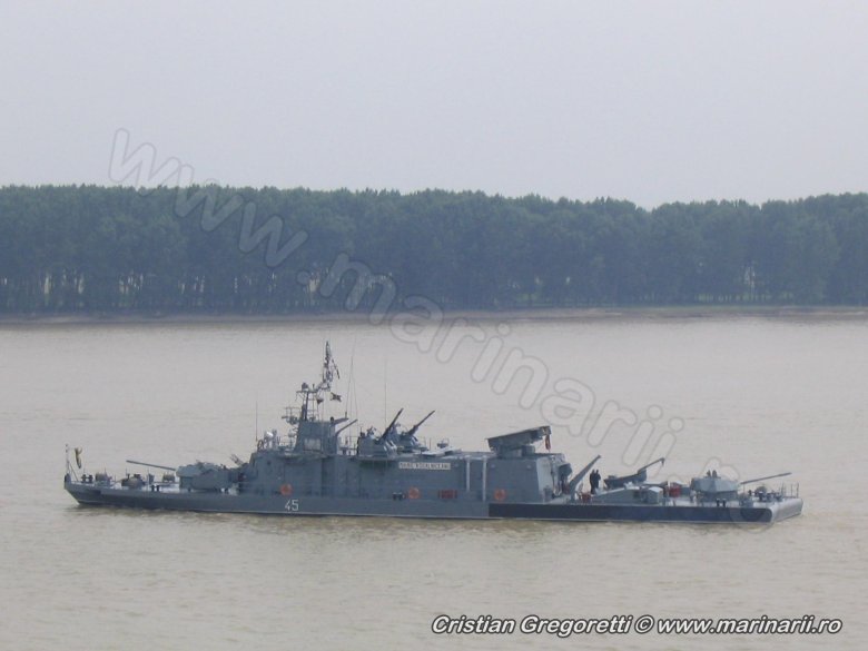 Речной монитор проекта 1316 \ михаил когэлничану\