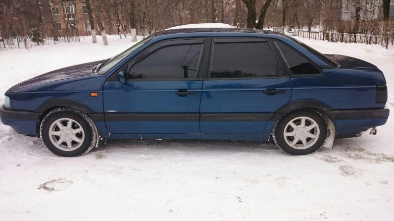 Пассат б3 седан синий