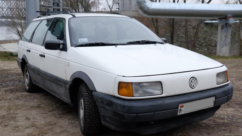 Фольксваген пассат 90г