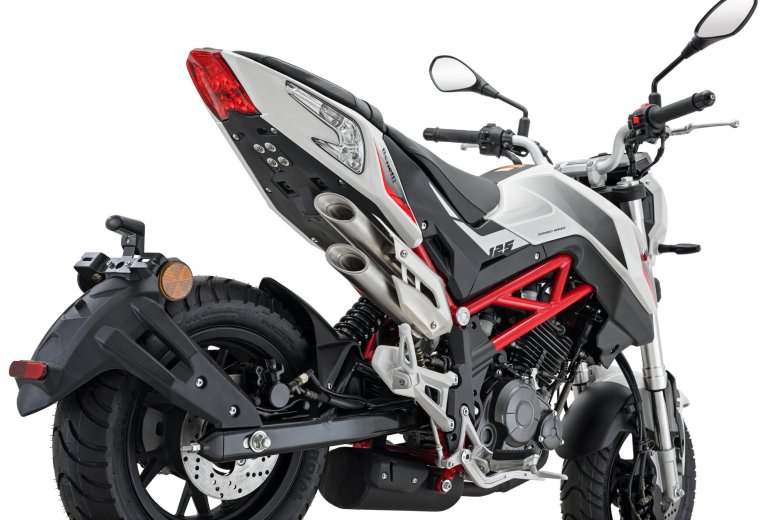 Benelli tnt 125