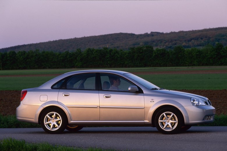Chevrolet lacetti 2003