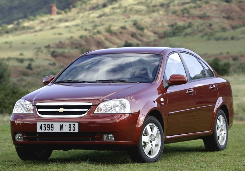 Chevrolet lacetti седан