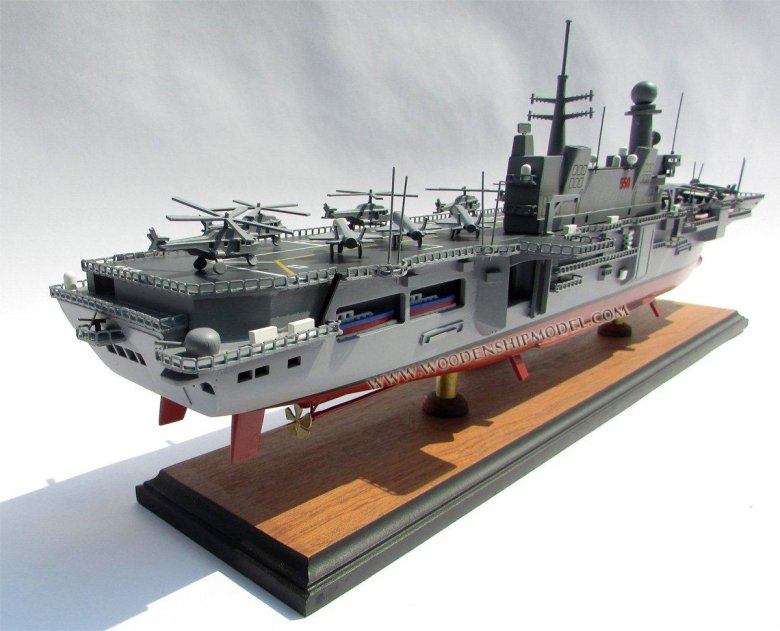 Модель авианосца арк роял