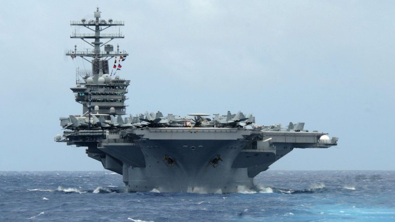 Американский авианосец нимиц