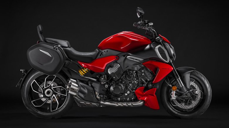 Ducati diavel v 4