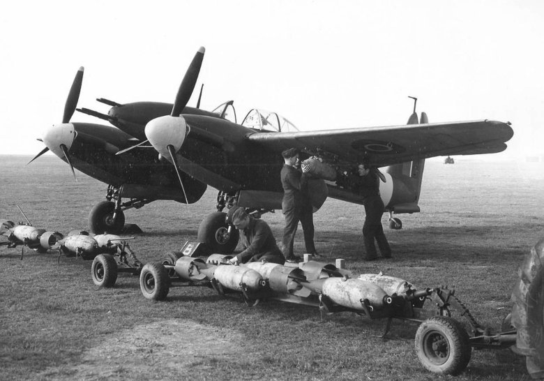 Бомбардировщик москито