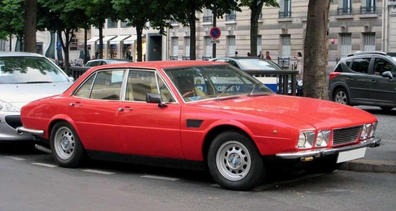 De tomaso-deauville sedan 4 door 1985