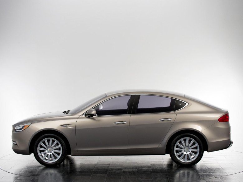 Авто де томасо седан концепт