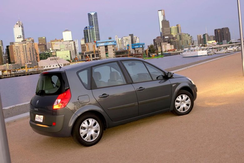 Рено сценик 2 поколение