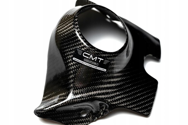 Карбоновая накладка на бак gsf 650