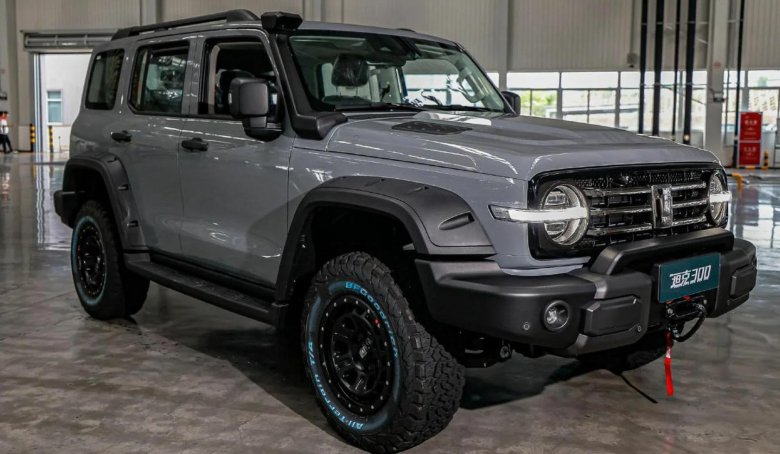 Китайский внедорожник tank 300