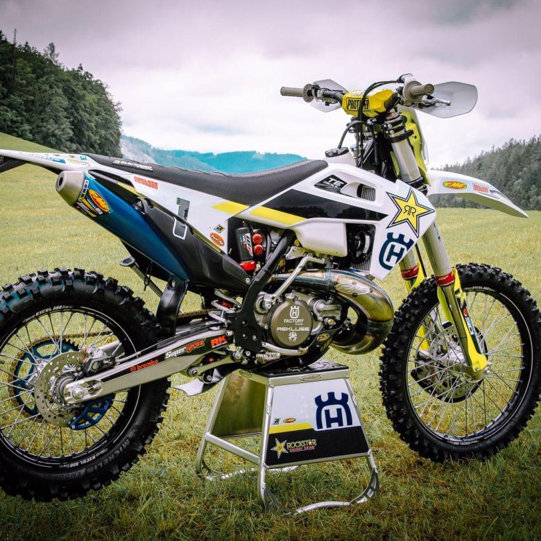 Кроссовый мотоцикл хускварна 450