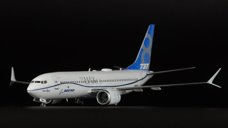 Boeing 737 max 8 модель