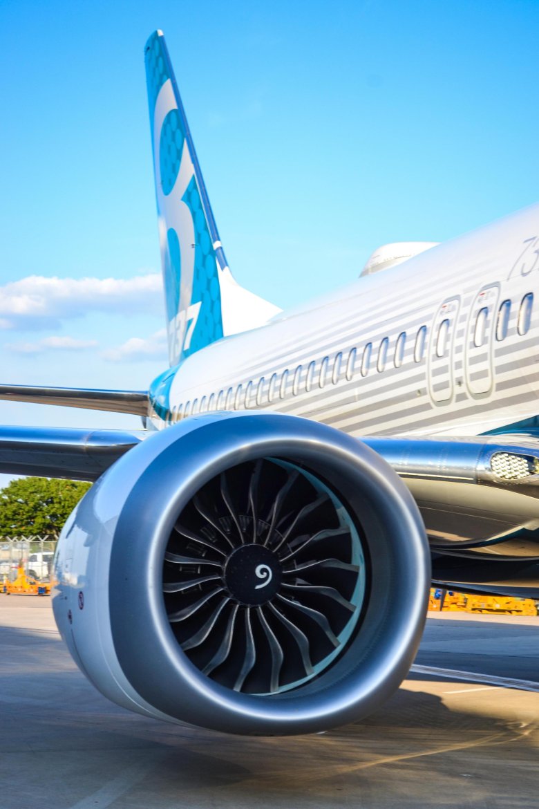 Двигатель боинг 737