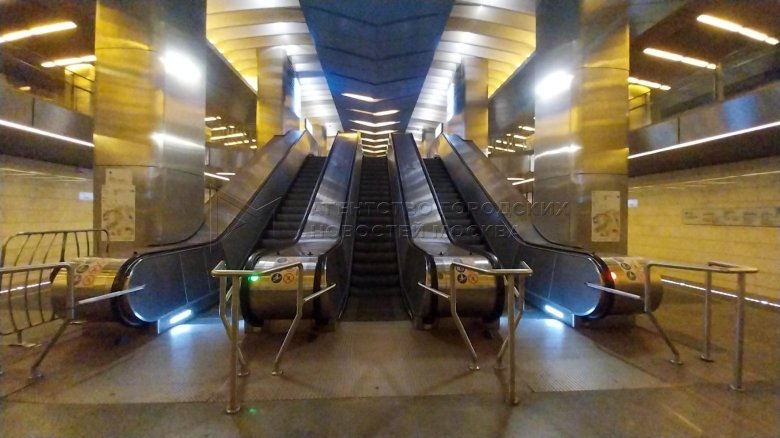 Деловой центр станция метро солнцевская линия