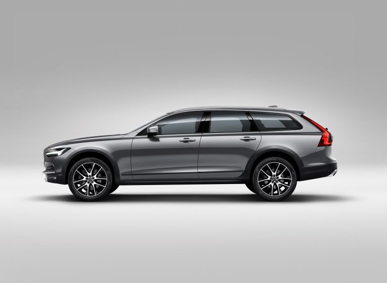 Volvo v90 cross country 2019