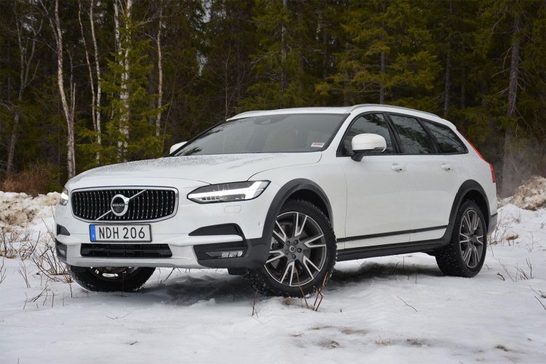 Volvo v90 cross country