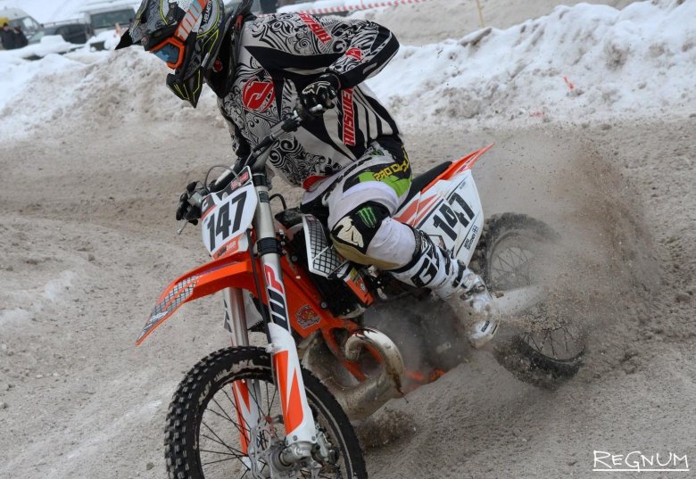 Мотокросс зимой