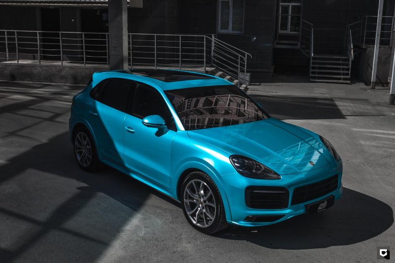 Порше кайен голубой