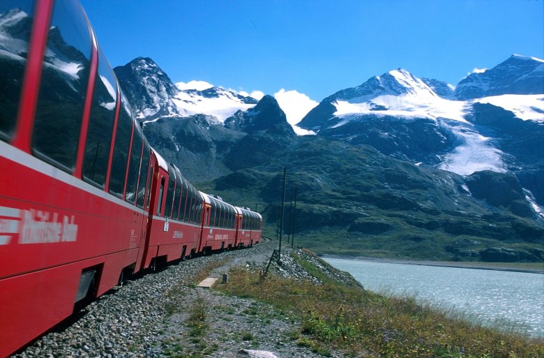 Панорамный поезд bernina express