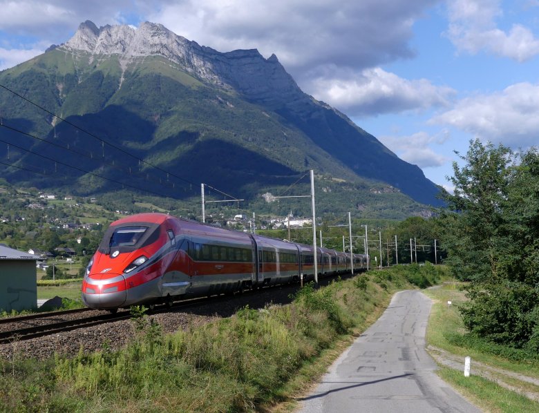 Скоростной поезд италия italo