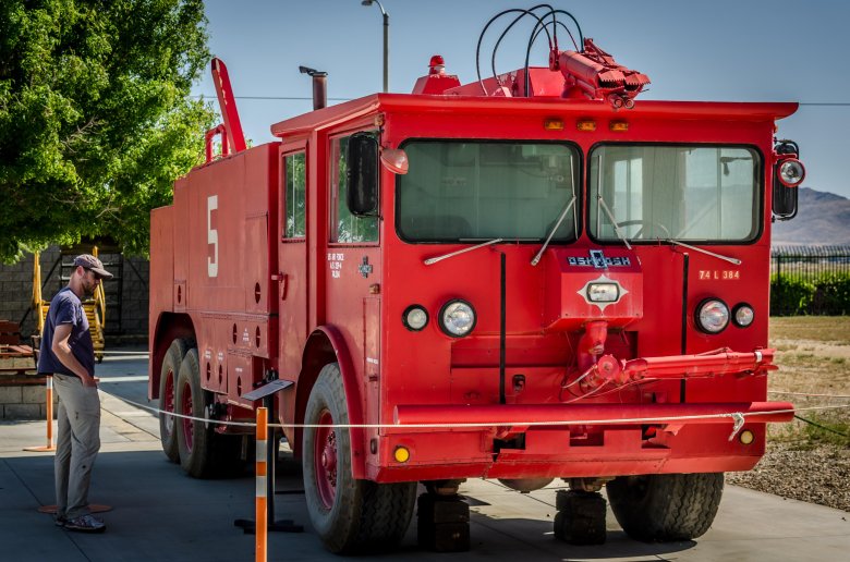 Пожарные пожарная машина