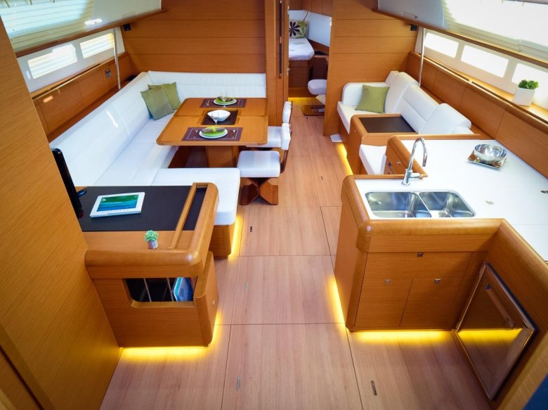 Яхта sun odyssey 509