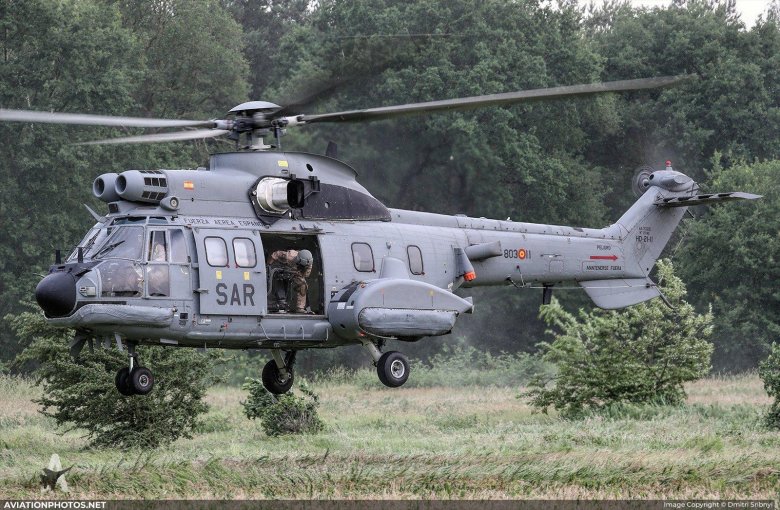 Aérospatiale as 332 super puma