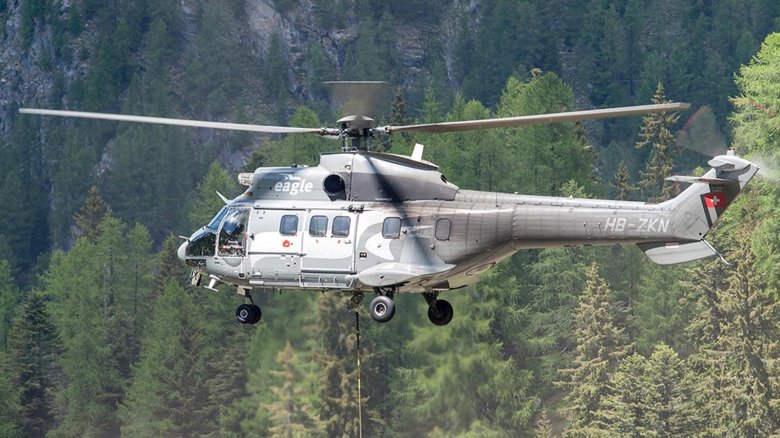 Aérospatiale as 332 super puma