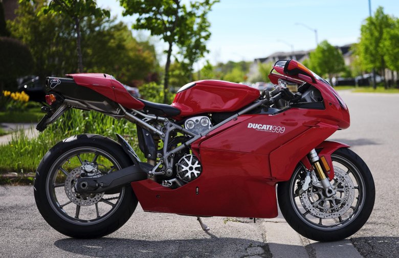 Ducati 999