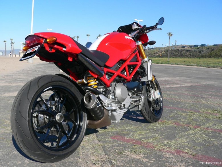 Дукати монстр 797