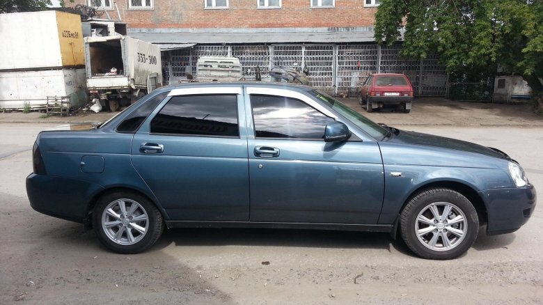 Приора цвет сириус седан