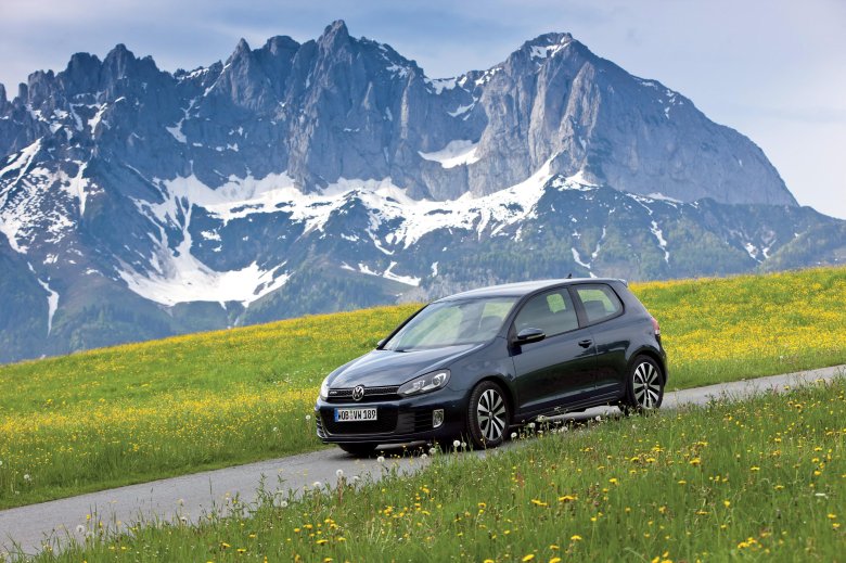 Машина фольксваген гольф