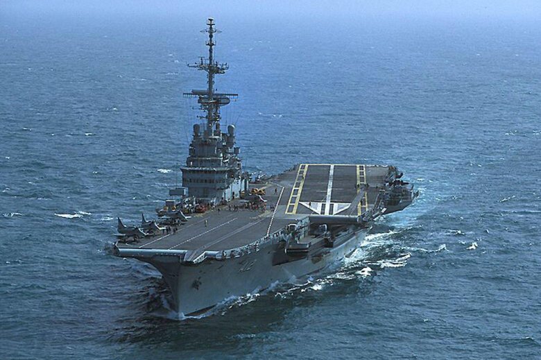 Французский «клемансо» авианосец