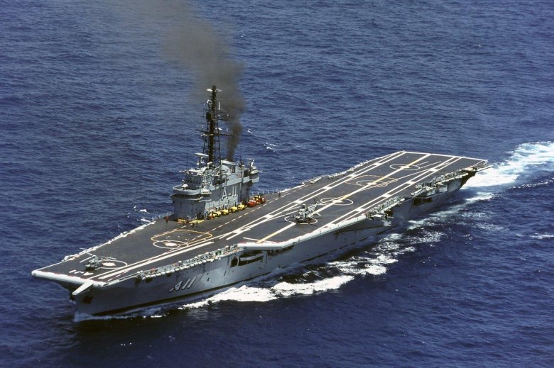 Бразильский авианосец minas gerais